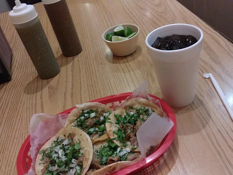Arandas Tacos food