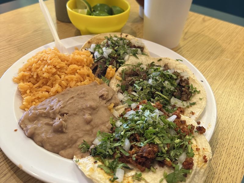 Arandas Tacos food